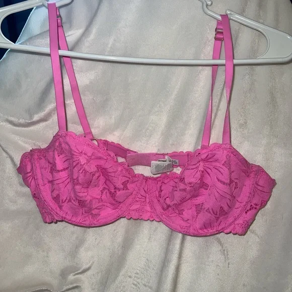 Pink Lacey AERIE bralette - 36C - Picture 1 of 1